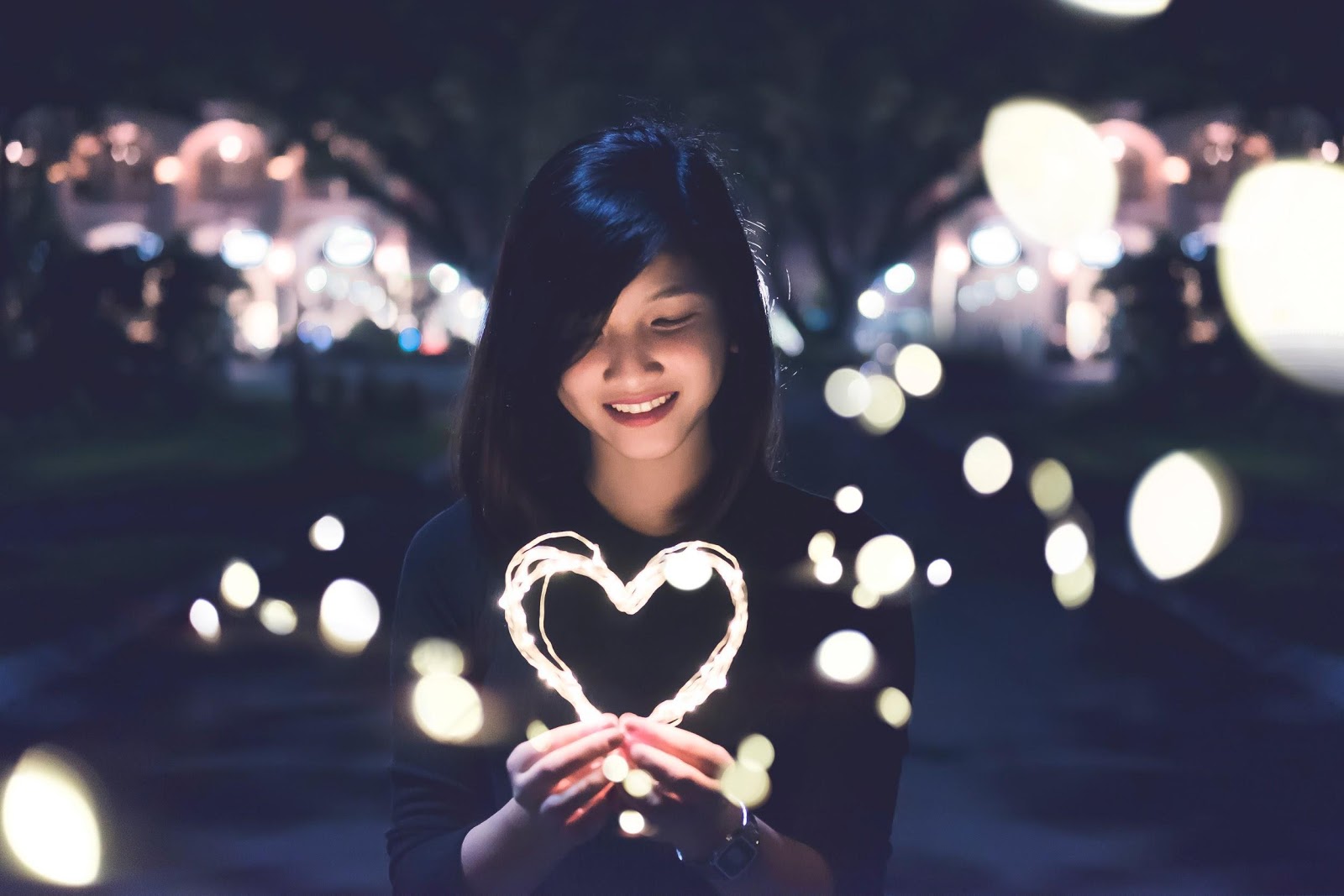 Glowing heart girl